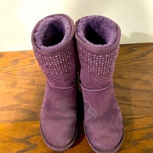 Ugg boots with bedazzles women’s size 8